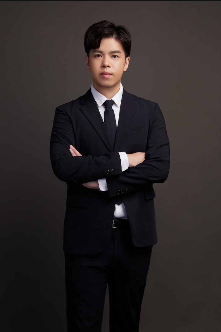 吳冠邑律師形象照片